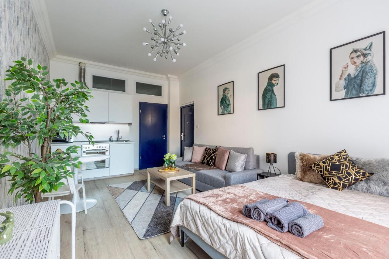 Deluxe Quentin Apartment Next To The Synagogue — Photos 2